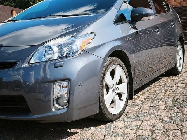 Сірий Тойота Пріус, об'ємом двигуна 1.8 л та пробігом 288 тис. км за 10500 $, фото 3 на Automoto.ua
