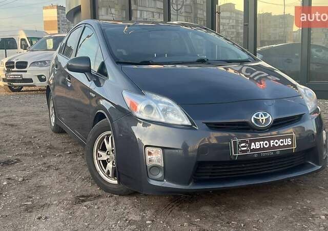 Сірий Тойота Пріус, об'ємом двигуна 1.8 л та пробігом 204 тис. км за 9490 $, фото 6 на Automoto.ua