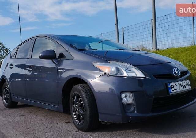 Сірий Тойота Пріус, об'ємом двигуна 1.8 л та пробігом 390 тис. км за 9950 $, фото 3 на Automoto.ua