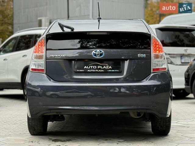 Сірий Тойота Пріус, об'ємом двигуна 1.8 л та пробігом 267 тис. км за 8900 $, фото 29 на Automoto.ua