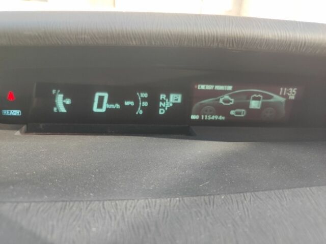 Сірий Тойота Пріус, об'ємом двигуна 1.8 л та пробігом 115 тис. км за 12500 $, фото 5 на Automoto.ua