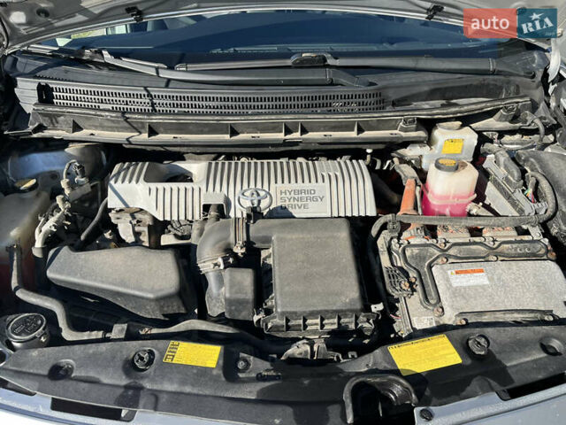 Сірий Тойота Пріус, об'ємом двигуна 1.8 л та пробігом 299 тис. км за 10700 $, фото 23 на Automoto.ua