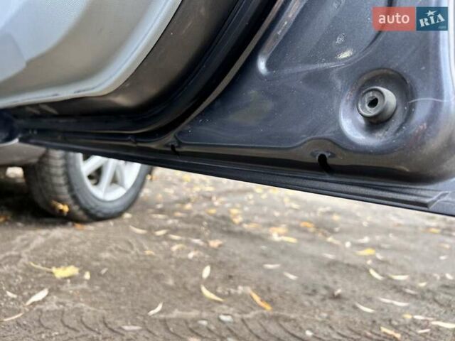 Тойота Приус 2012 в Кропивницком (Кировограде) на Automoto.ua Серый Тойота Приус, объемом двигателя 1.5 л и пробегом 220 тыс. км за 8700 $, фото 21 на Automoto.ua