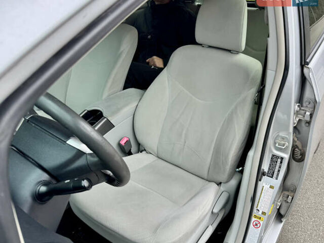 Сірий Тойота Пріус, об'ємом двигуна 1.8 л та пробігом 230 тис. км за 9500 $, фото 14 на Automoto.ua