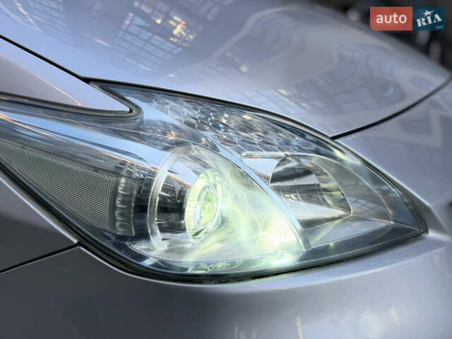 Сірий Тойота Пріус, об'ємом двигуна 1.8 л та пробігом 269 тис. км за 11499 $, фото 71 на Automoto.ua