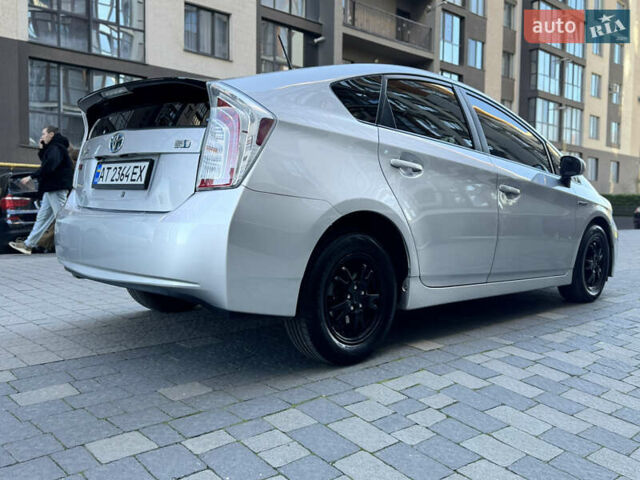 Сірий Тойота Пріус, об'ємом двигуна 1.8 л та пробігом 269 тис. км за 11499 $, фото 25 на Automoto.ua
