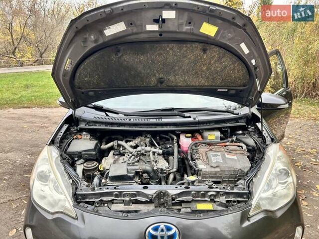 Тойота Приус 2012 в Кропивницком (Кировограде) на Automoto.ua Серый Тойота Приус, объемом двигателя 1.5 л и пробегом 220 тыс. км за 8700 $, фото 16 на Automoto.ua