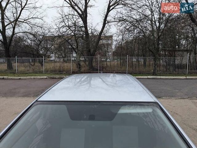 Серый Тойота Приус, объемом двигателя 1.5 л и пробегом 221 тыс. км за 7600 $, фото 3 на Automoto.ua