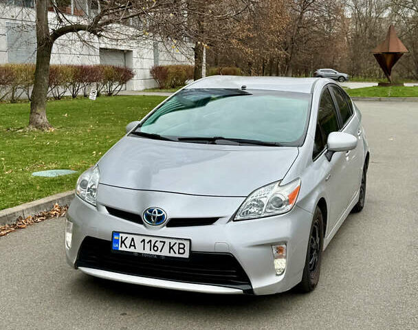 Сірий Тойота Пріус, об'ємом двигуна 1.8 л та пробігом 230 тис. км за 9500 $, фото 3 на Automoto.ua