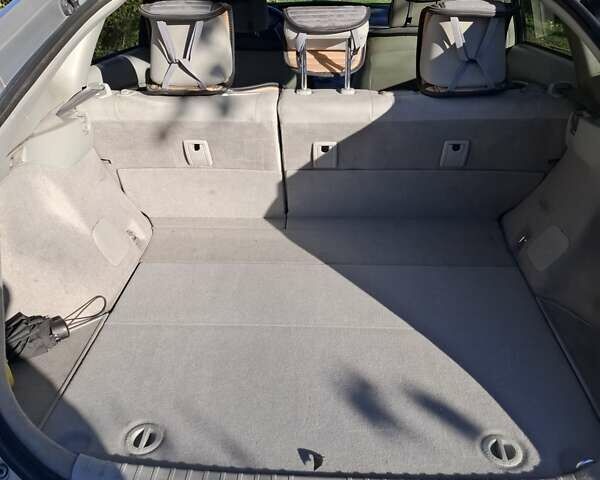 Серый Тойота Приус, объемом двигателя 1.8 л и пробегом 238 тыс. км за 10200 $, фото 5 на Automoto.ua