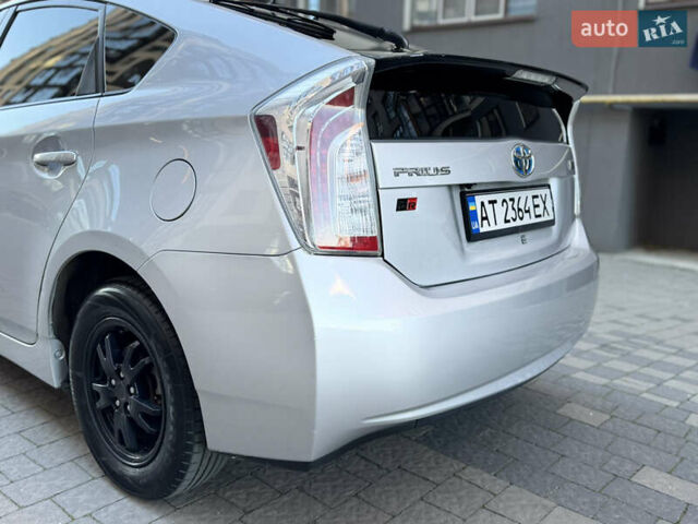 Сірий Тойота Пріус, об'ємом двигуна 1.8 л та пробігом 269 тис. км за 11499 $, фото 27 на Automoto.ua