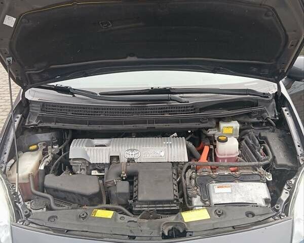 Сірий Тойота Пріус, об'ємом двигуна 1.8 л та пробігом 352 тис. км за 11700 $, фото 11 на Automoto.ua