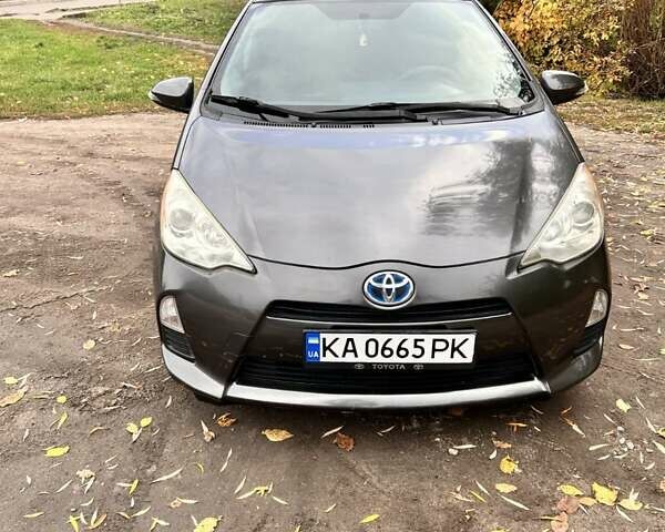 Тойота Приус 2012 в Кропивницком (Кировограде) на Automoto.ua Серый Тойота Приус, объемом двигателя 1.5 л и пробегом 220 тыс. км за 8700 $, фото 7 на Automoto.ua