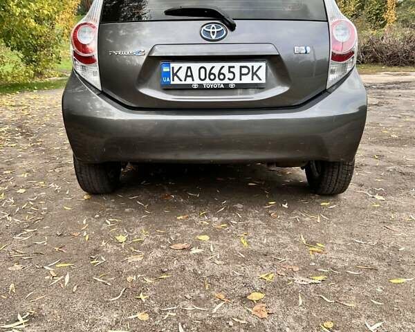 Тойота Приус 2012 в Кропивницком (Кировограде) на Automoto.ua Серый Тойота Приус, объемом двигателя 1.5 л и пробегом 220 тыс. км за 8700 $, фото 1 на Automoto.ua