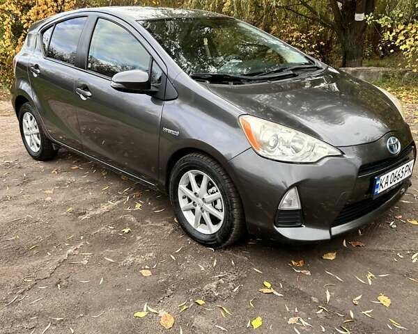 Тойота Приус 2012 в Кропивницком (Кировограде) на Automoto.ua Серый Тойота Приус, объемом двигателя 1.5 л и пробегом 220 тыс. км за 8700 $, фото 6 на Automoto.ua