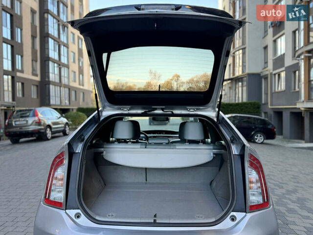 Сірий Тойота Пріус, об'ємом двигуна 1.8 л та пробігом 269 тис. км за 11499 $, фото 65 на Automoto.ua