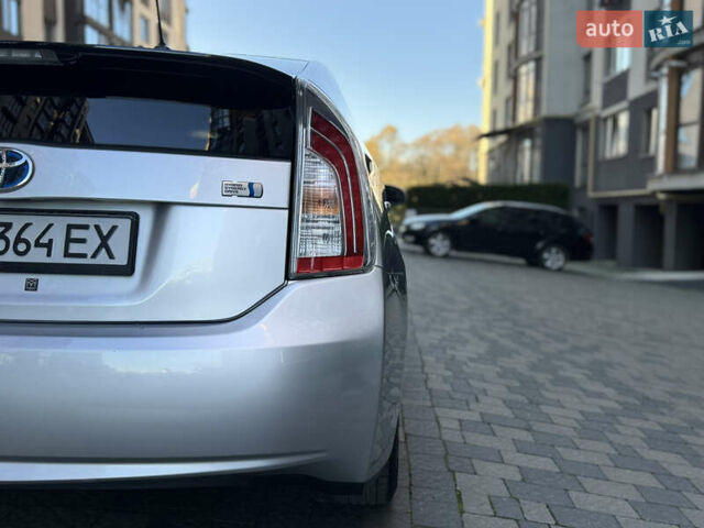 Сірий Тойота Пріус, об'ємом двигуна 1.8 л та пробігом 269 тис. км за 11499 $, фото 39 на Automoto.ua