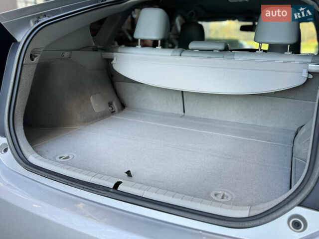 Сірий Тойота Пріус, об'ємом двигуна 1.8 л та пробігом 269 тис. км за 11499 $, фото 66 на Automoto.ua