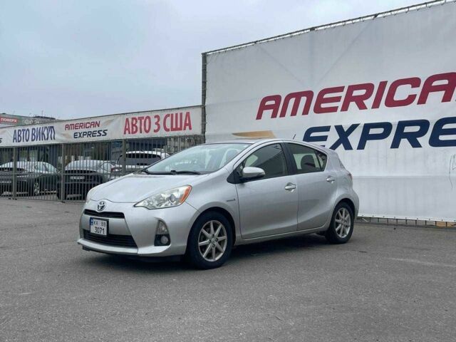 Серый Тойота Приус, объемом двигателя 1.5 л и пробегом 270 тыс. км за 8400 $, фото 5 на Automoto.ua