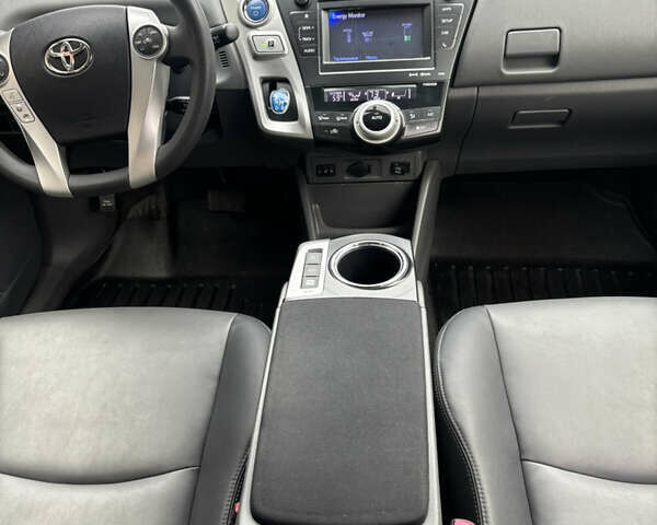 Серый Тойота Приус, объемом двигателя 1.8 л и пробегом 176 тыс. км за 14400 $, фото 19 на Automoto.ua