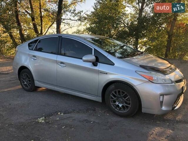 Сірий Тойота Пріус, об'ємом двигуна 1.8 л та пробігом 320 тис. км за 8299 $, фото 6 на Automoto.ua