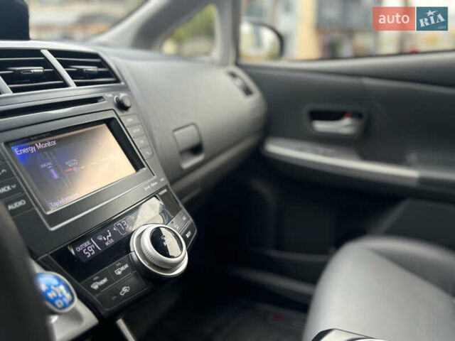 Серый Тойота Приус, объемом двигателя 1.8 л и пробегом 176 тыс. км за 14400 $, фото 22 на Automoto.ua