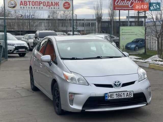 Серый Тойота Приус, объемом двигателя 1.8 л и пробегом 203 тыс. км за 11600 $, фото 6 на Automoto.ua