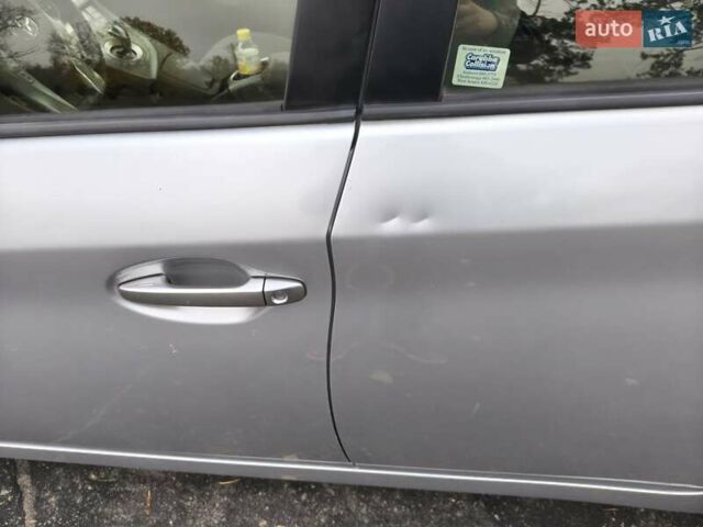 Сірий Тойота Пріус, об'ємом двигуна 1.8 л та пробігом 240 тис. км за 9990 $, фото 11 на Automoto.ua