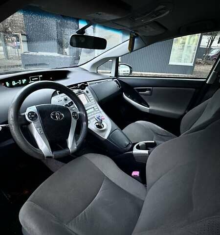 Серый Тойота Приус, объемом двигателя 1.8 л и пробегом 346 тыс. км за 11900 $, фото 10 на Automoto.ua