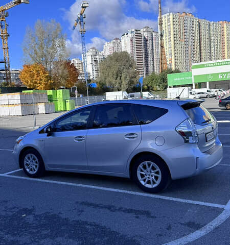 Серый Тойота Приус, объемом двигателя 1.8 л и пробегом 162 тыс. км за 15200 $, фото 9 на Automoto.ua