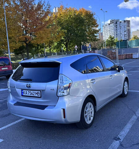 Серый Тойота Приус, объемом двигателя 1.8 л и пробегом 162 тыс. км за 15200 $, фото 12 на Automoto.ua