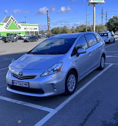 Серый Тойота Приус, объемом двигателя 1.8 л и пробегом 162 тыс. км за 15200 $, фото 5 на Automoto.ua