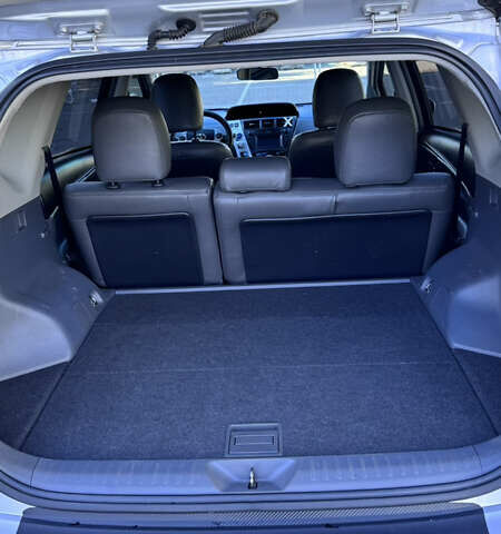 Серый Тойота Приус, объемом двигателя 1.8 л и пробегом 162 тыс. км за 15200 $, фото 20 на Automoto.ua