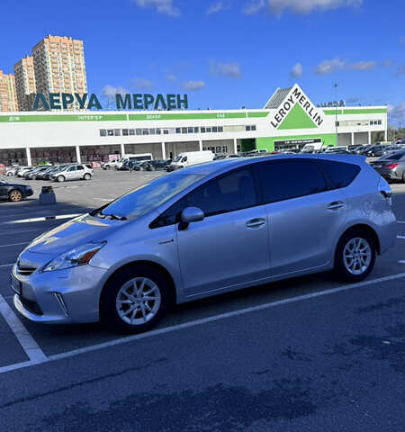 Серый Тойота Приус, объемом двигателя 1.8 л и пробегом 162 тыс. км за 15200 $, фото 7 на Automoto.ua