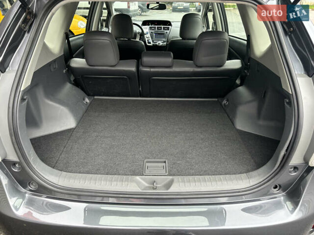 Серый Тойота Приус, объемом двигателя 1.8 л и пробегом 176 тыс. км за 14400 $, фото 14 на Automoto.ua