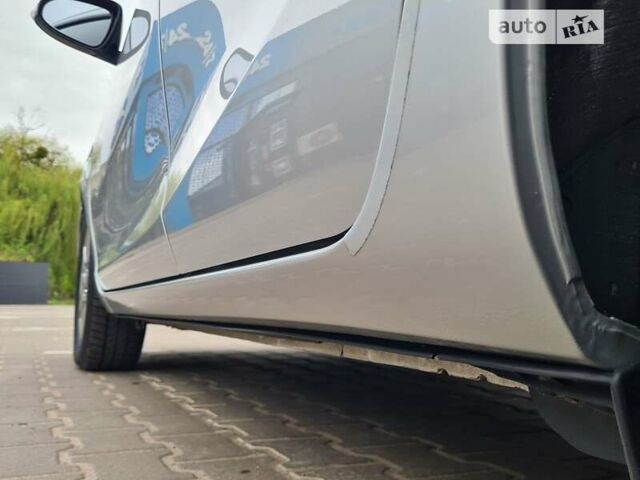 Серый Тойота Приус, объемом двигателя 1.5 л и пробегом 180 тыс. км за 10000 $, фото 19 на Automoto.ua