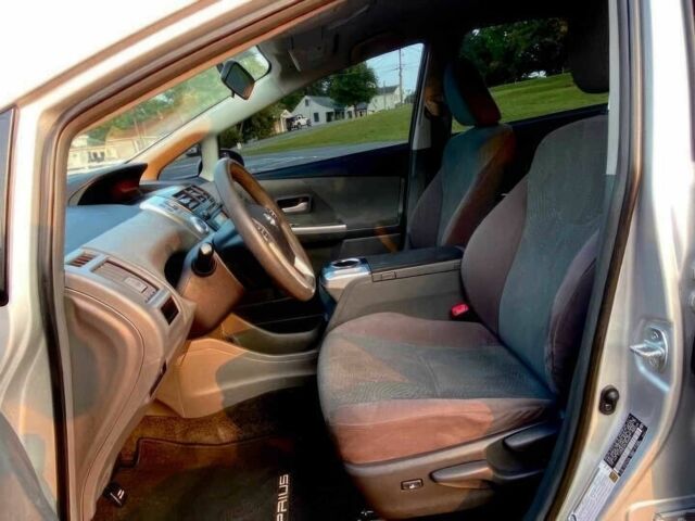 Серый Тойота Приус, объемом двигателя 1.8 л и пробегом 85 тыс. км за 9900 $, фото 8 на Automoto.ua