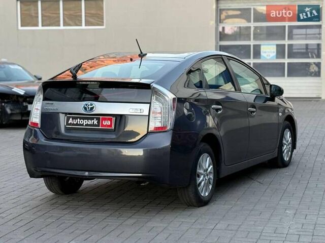 Серый Тойота Приус, объемом двигателя 1.8 л и пробегом 186 тыс. км за 11490 $, фото 8 на Automoto.ua