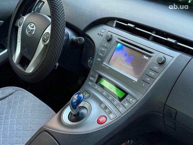 Тойота Приус 2014 в Одессе на Automoto.ua Серый Тойота Приус, объемом двигателя 1.8 л и пробегом 186 тыс. км за 11490 $, фото 16 на Automoto.ua