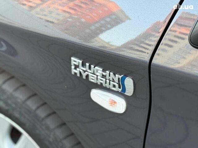 Тойота Приус 2014 в Одессе на Automoto.ua Серый Тойота Приус, объемом двигателя 1.8 л и пробегом 186 тыс. км за 11490 $, фото 4 на Automoto.ua