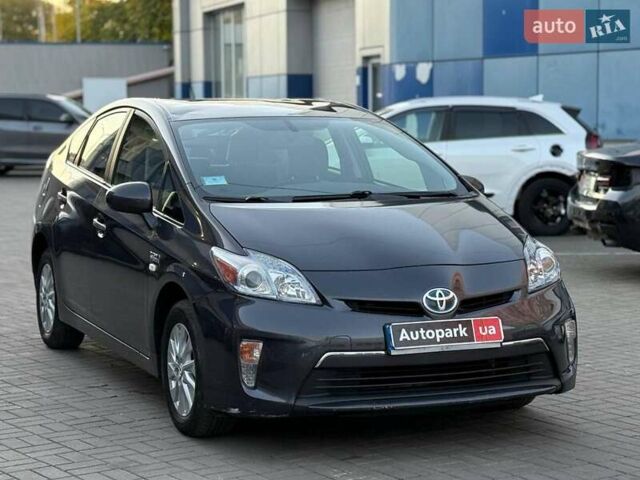 Серый Тойота Приус, объемом двигателя 1.8 л и пробегом 186 тыс. км за 11490 $, фото 2 на Automoto.ua