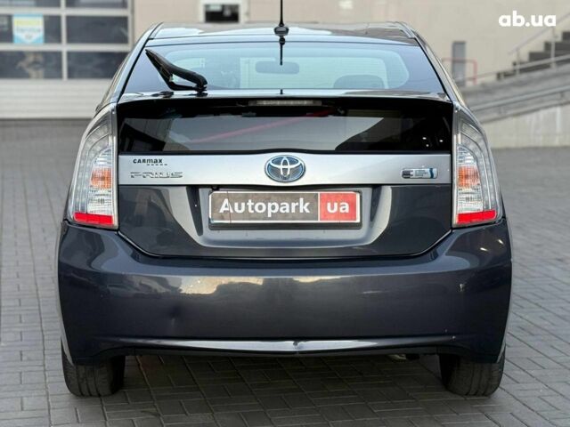 Тойота Приус 2014 в Одессе на Automoto.ua Серый Тойота Приус, объемом двигателя 1.8 л и пробегом 186 тыс. км за 11490 $, фото 7 на Automoto.ua