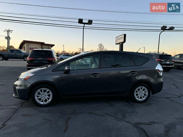 Серый Тойота Приус, объемом двигателя 1.8 л и пробегом 239 тыс. км за 7500 $, фото 2 на Automoto.ua