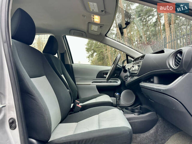 Серый Тойота Приус, объемом двигателя 1.5 л и пробегом 228 тыс. км за 12490 $, фото 34 на Automoto.ua