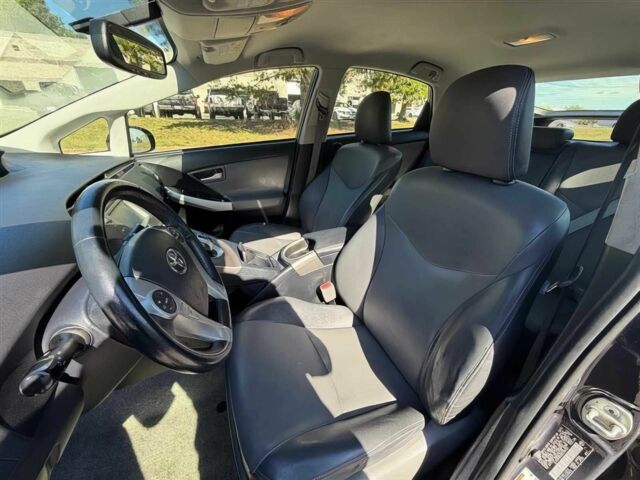 Серый Тойота Приус, объемом двигателя 1.8 л и пробегом 81 тыс. км за 4400 $, фото 9 на Automoto.ua