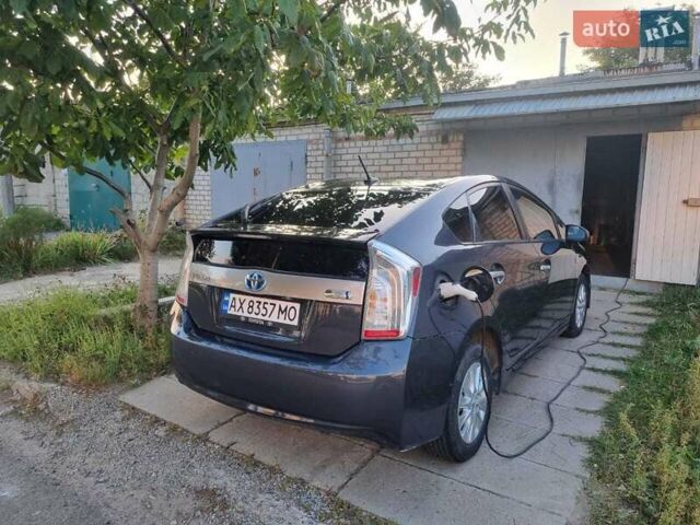 Серый Тойота Приус, объемом двигателя 1.8 л и пробегом 192 тыс. км за 13500 $, фото 5 на Automoto.ua