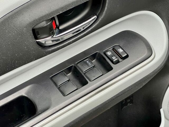 Сірий Тойота Пріус, об'ємом двигуна 1.5 л та пробігом 225 тис. км за 11799 $, фото 9 на Automoto.ua