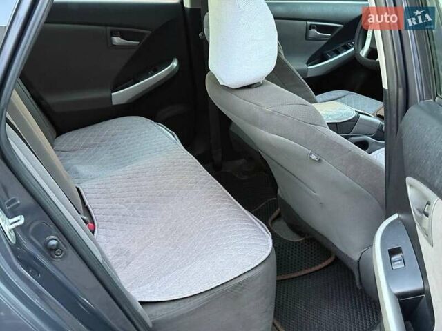 Серый Тойота Приус, объемом двигателя 1.8 л и пробегом 186 тыс. км за 11490 $, фото 15 на Automoto.ua