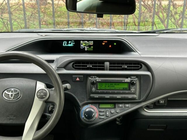 Сірий Тойота Пріус, об'ємом двигуна 1.5 л та пробігом 225 тис. км за 11799 $, фото 22 на Automoto.ua