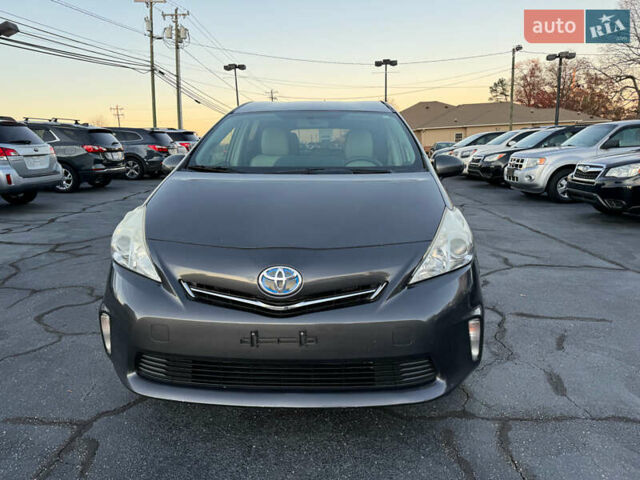 Серый Тойота Приус, объемом двигателя 1.8 л и пробегом 239 тыс. км за 7500 $, фото 1 на Automoto.ua